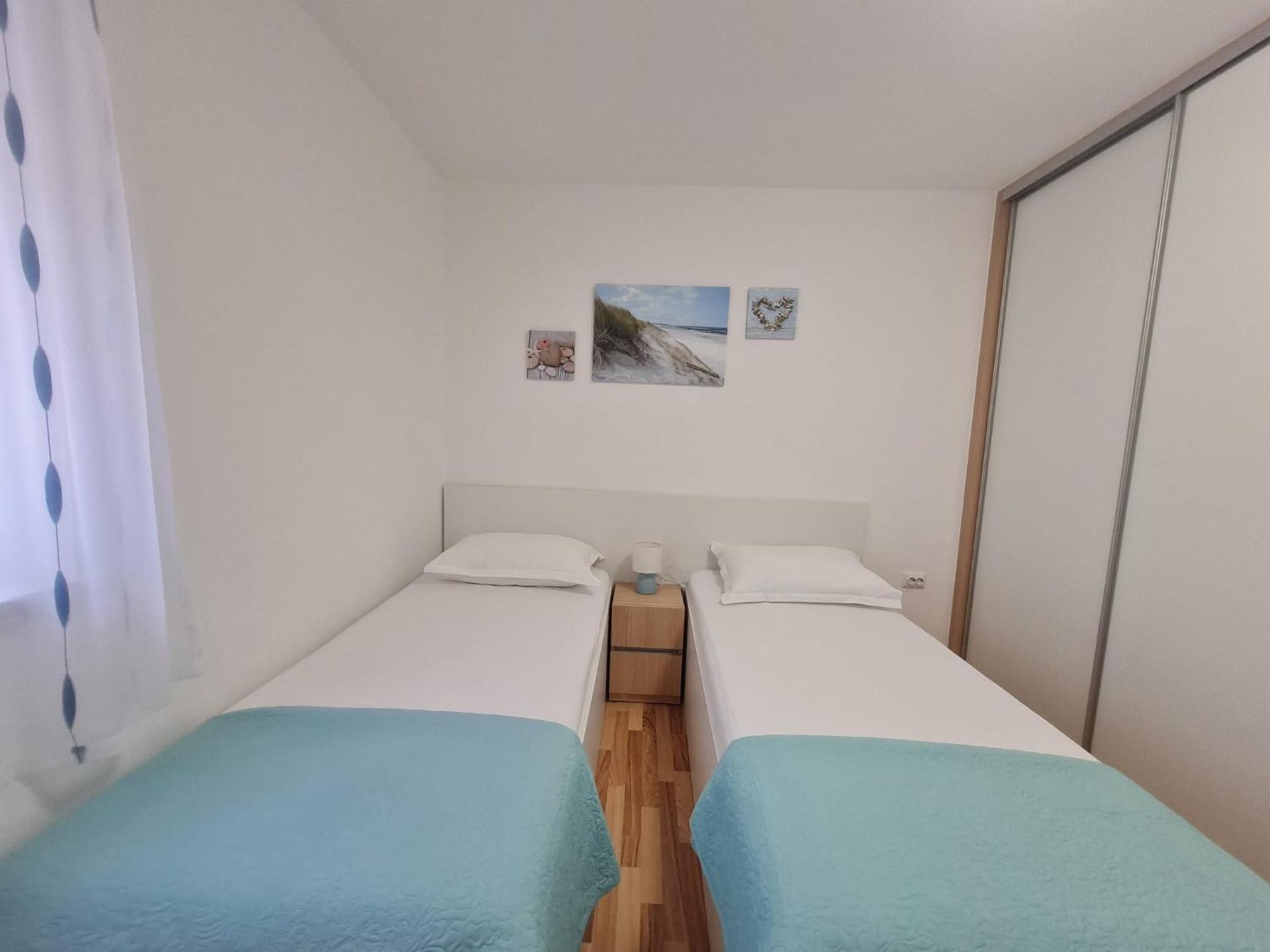 Apartman "Flower Garden" Ražanac Exterior foto